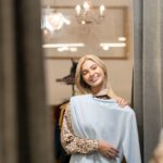 Ubrania Damskie: Elegancja w Butiku – Kurtki, Bluzki, Spodnie